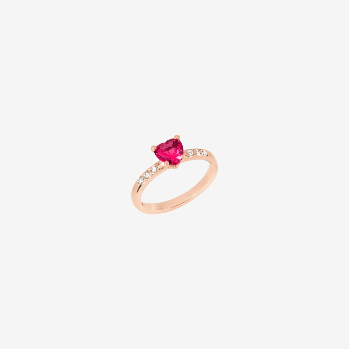 DAC3001_HEART_DSR9R_010_Dodo_heart-ring-rose-gold-synthetic-ruby-white-diamonds